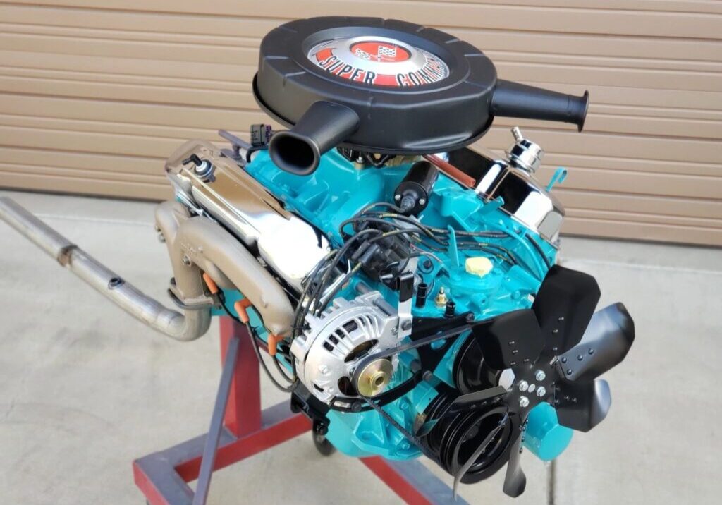 V8 engine on a stand, Super Commando.